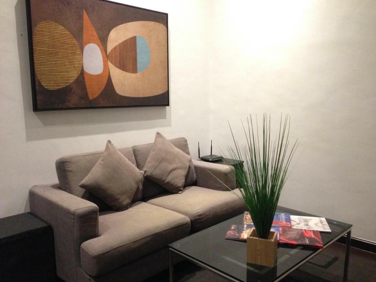 Seven Doors Aparthotels In Gramercy Makati Makati City Exteriér fotografie